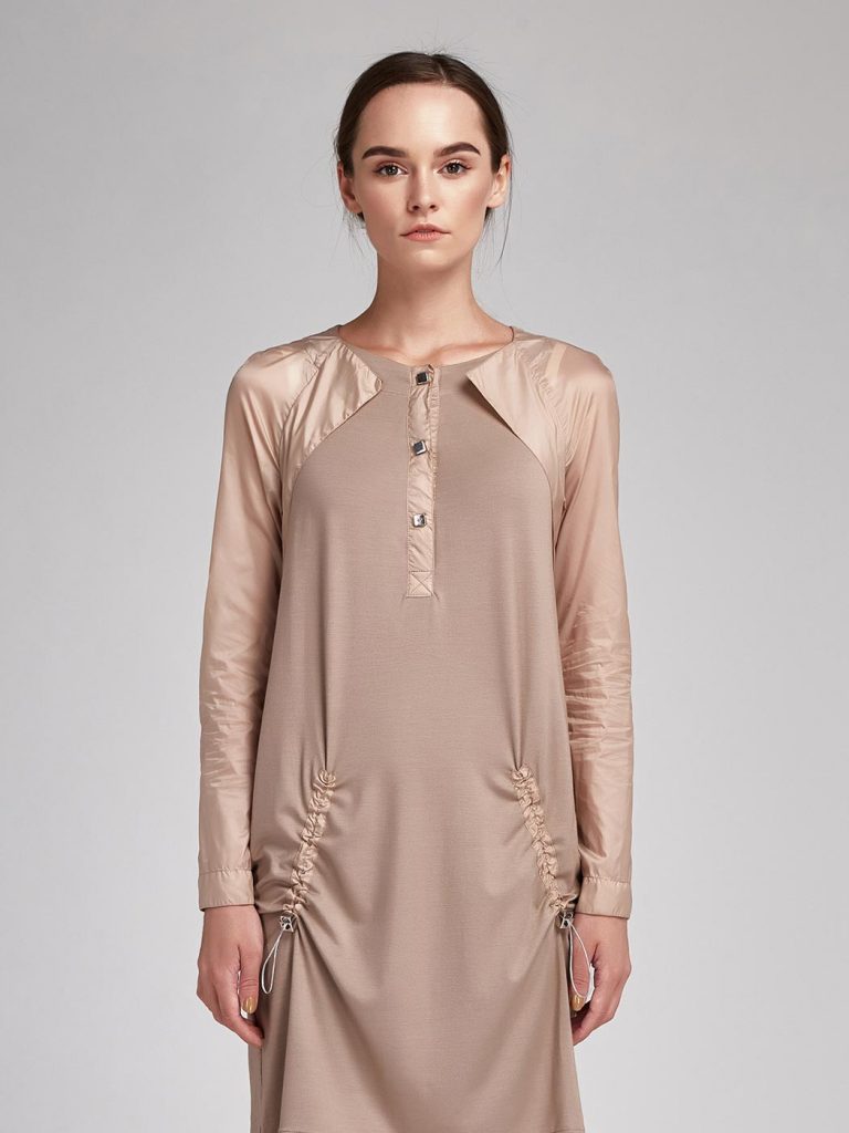 brunette-beige-dress